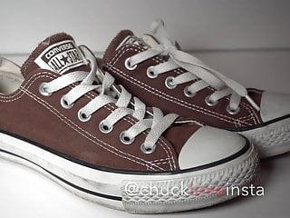 My Sister&#039;s Shoes: Converse Brown 