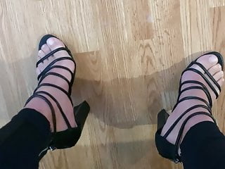 Cumming with my sexy strappy black heels