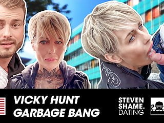 Vicky Hundt: Horny MILF gets dicked HARD! StevenShame.dating