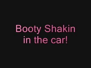 Booty Shaking in the Car