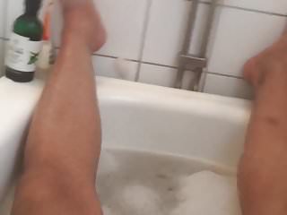 Coming in bathtub in Stockholm 