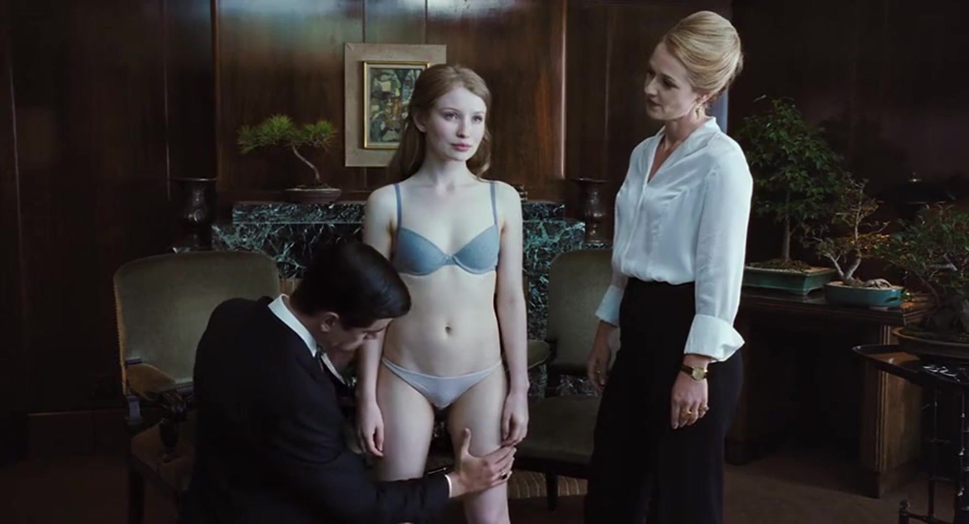 Emily browning nude
