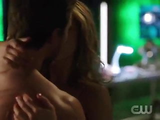 Hot Felicity and Oliver sex scene in Arrow