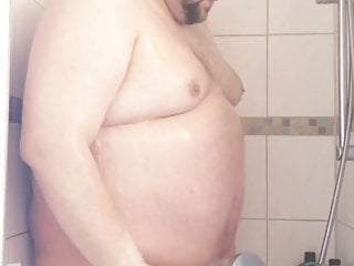 430lbs Chubby taking a shower