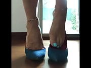 Feet and shoes 13042020
