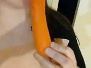Charlotte - sucking on carrot and wishing it was your dick 