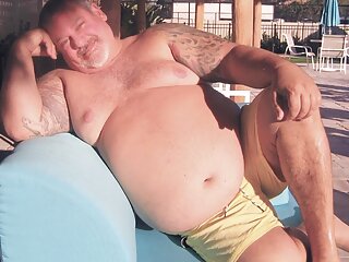 Old chub bear sex hands free big cumshot 