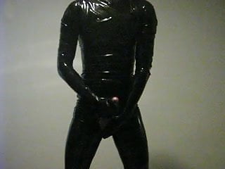 Me jerking in thight shiny latex...