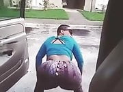 Pullover and shake dat sexy ass outside the car