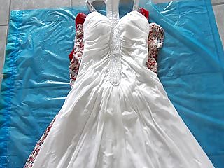 Brautkleid-Pissorgie 4