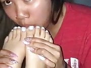 asian sucking toes