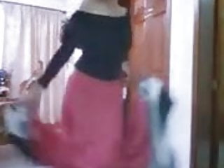 Indian Girl Dancing Sexyly...