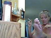 Woman talks shows feet