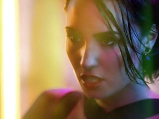 Demi Lovato - Cool For The Summer Trap Edition