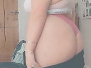 Slowly pulling them sweats down  - BBW Booty on the PAWG