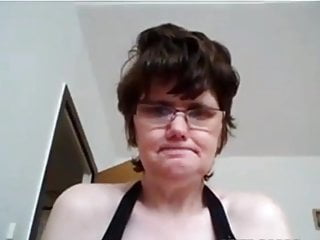 Geile Hausfrau vor Privater Webcam - Bild 3