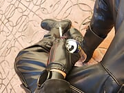 Smoker leather master cum