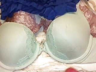 Cum in Kadi&#039;s bra and panties 