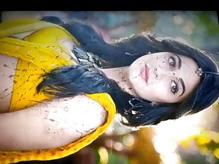 Shruti hassan Cum Tribute 