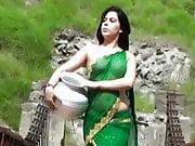 Saree without blouse actress