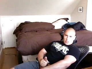 Str8 bald watching porn...