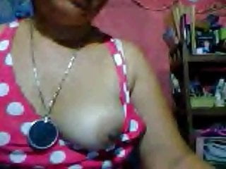 Mini Boobs flash of Elvie M filipina