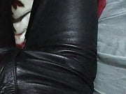 Leather pants 