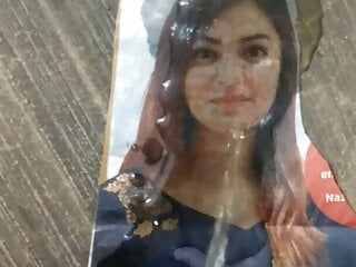 Nazriya Nazim Piss Tribute