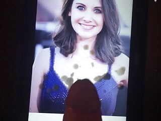 Alison Brie Tribute 01