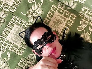  video: Catwoman fucks her slave