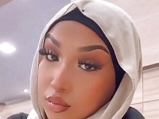  video: UK Hijabi Slut University