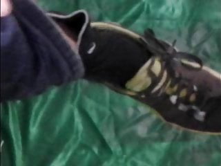 Cum In My Friend&#039;s Old Shoes